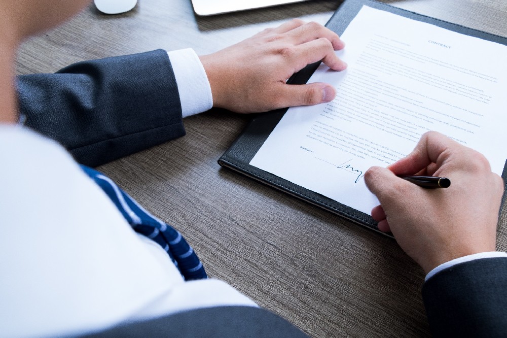 LED投光燈需要保養(yǎng)嗎？